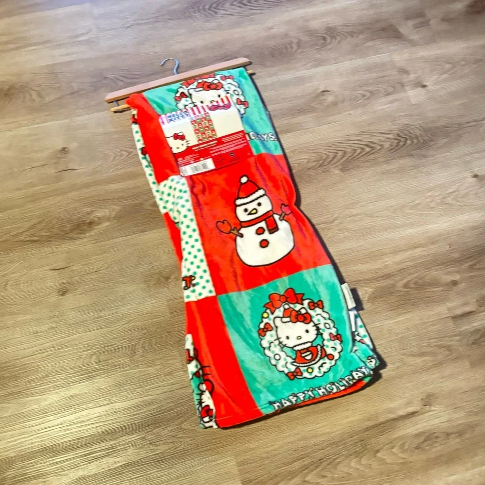 Christmas Hello Kitty Blanket